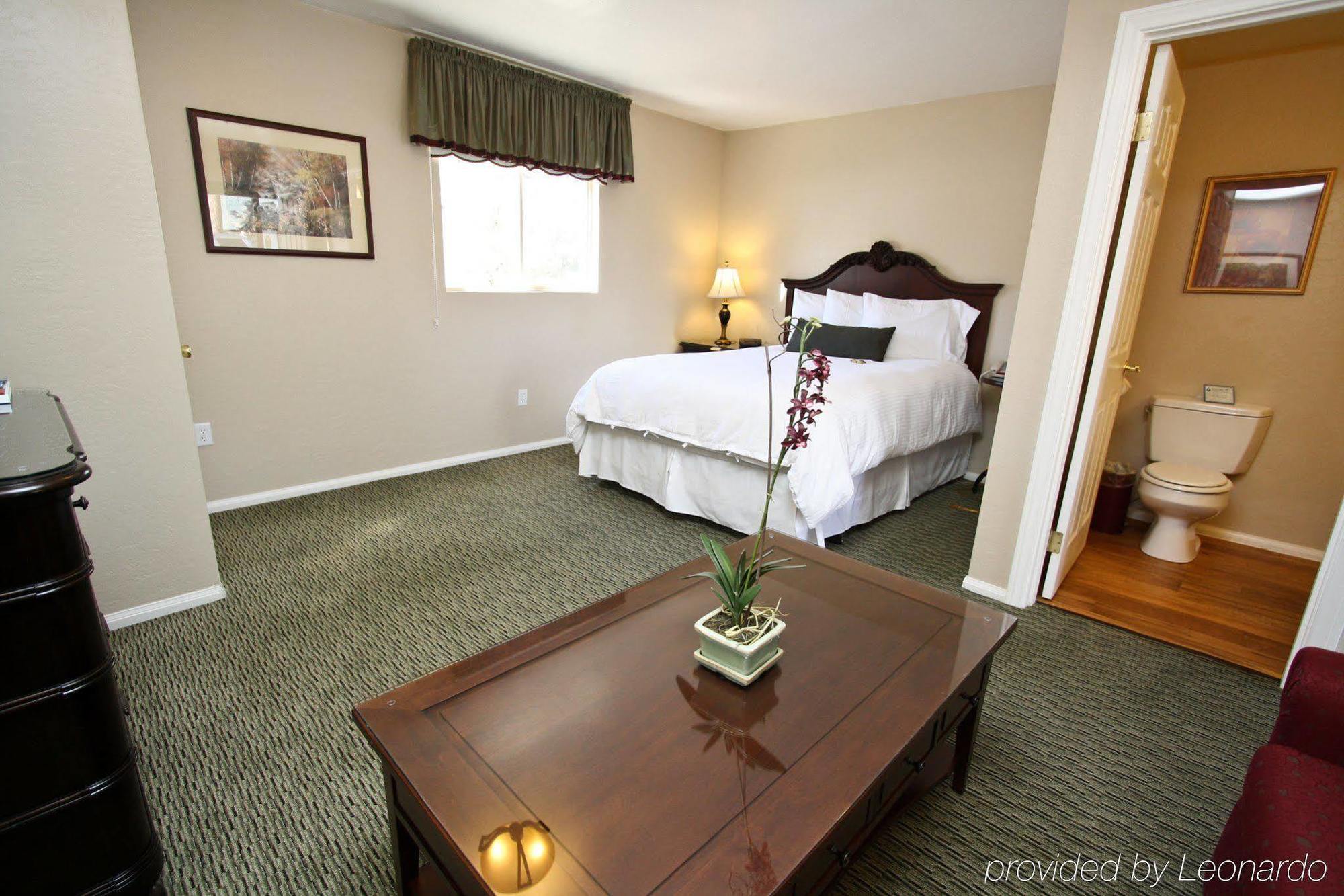 Bay Meadows Resort Big Bear Lake Exterior photo